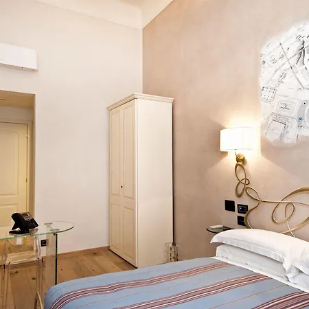 Luxury Ripetta 2 2* Rome