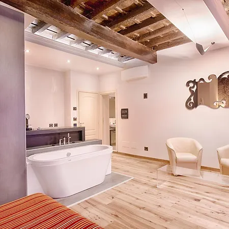 بيت ضيافة Luxury Ripetta 2 3*